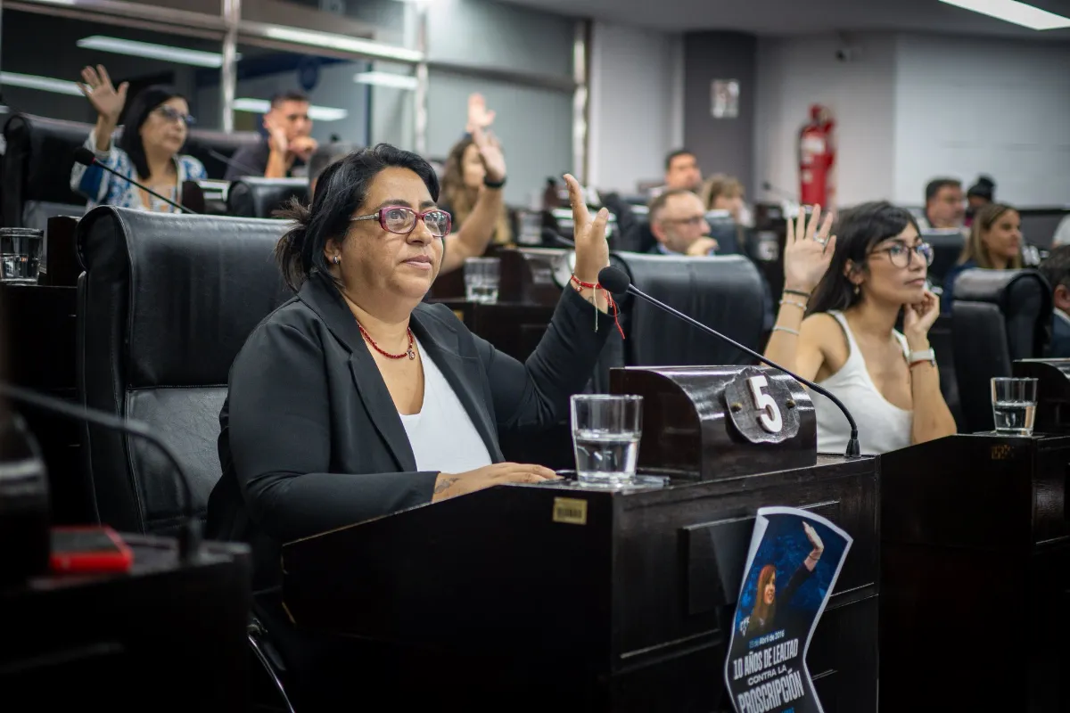 Fuerte cruce político y críticas por la agenda marcaron la sesión del HCD