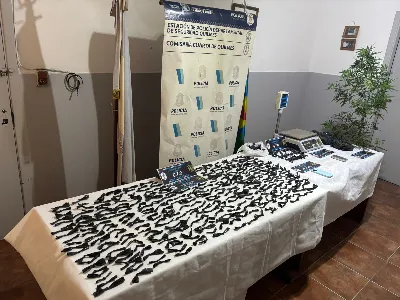 Desarticulan bunker narco en La Matera y secuestran más de 400 dosis de cocaína