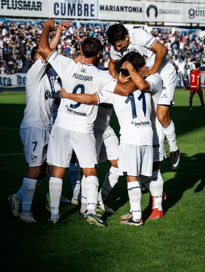 “El Cervecero” se impuso ante Deportivo Maipú y quedó octavo en la tabla