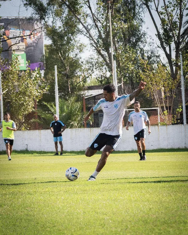 “Los Mates” buscarán romper con la racha adversa de local ante San Martín de Burzaco