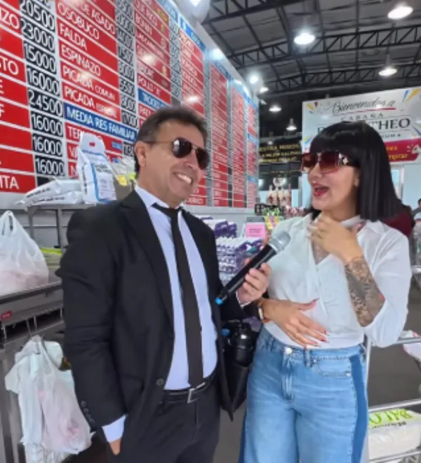Gonzalito Rodríguez visitó una carnicería de Solano y mostró el fenómeno de la “media res familiar”