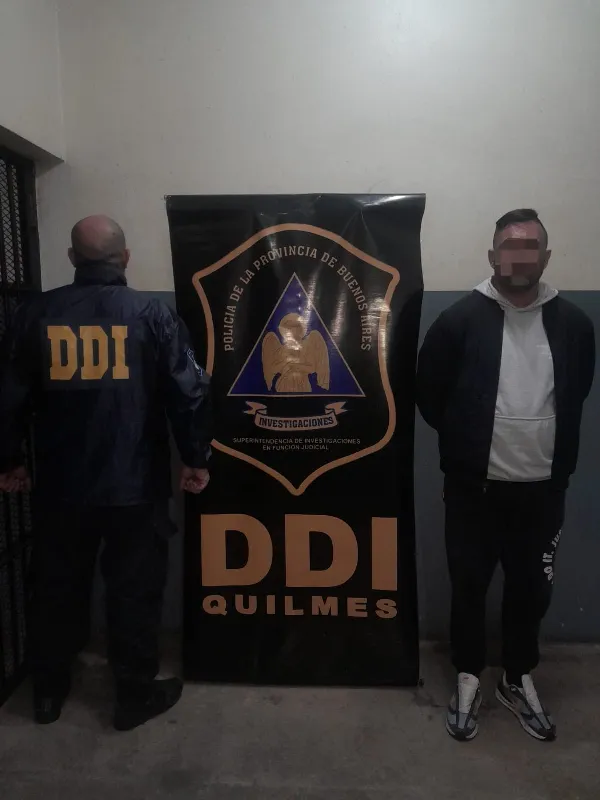 Le hizo el "cuento del tío" a una jubilada y le robó 60 mil dólares: Fue detenido