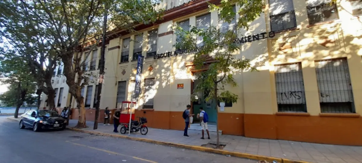 El docente y escritor Rodrigo Godoy presenta su libro este sábado en la Feria de la EP N° 19