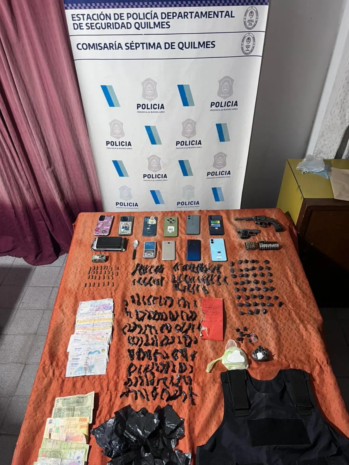 Desarticularon una red de narcomenudeo en Bernal Oeste: siete detenidos
