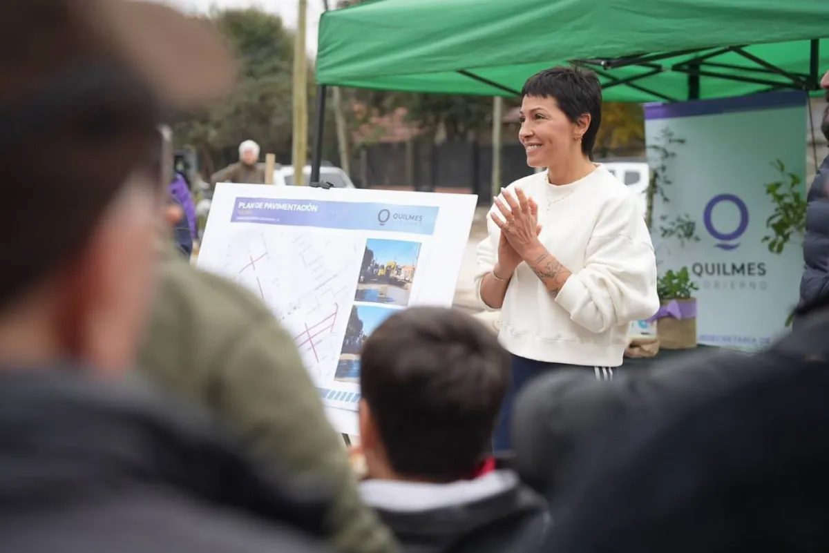Mayra Mendoza denuncia “abandono” del Gobierno nacional y pide financiamiento para obras provinciales