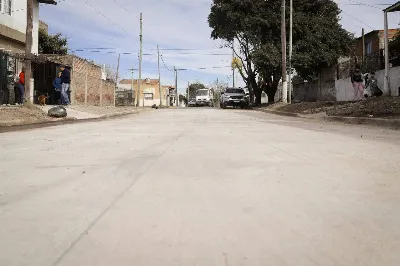 El Municipio finalizó la construcción de 21 nuevos pavimentos en barrios de Solano