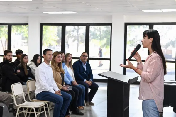 Nuevas familias, nuevos barrios y más educación: cómo cambia Domselaar - San Vicente