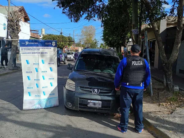 El Anillo Digital detectó a una banda de "roba ruedas" con un auto mellizo