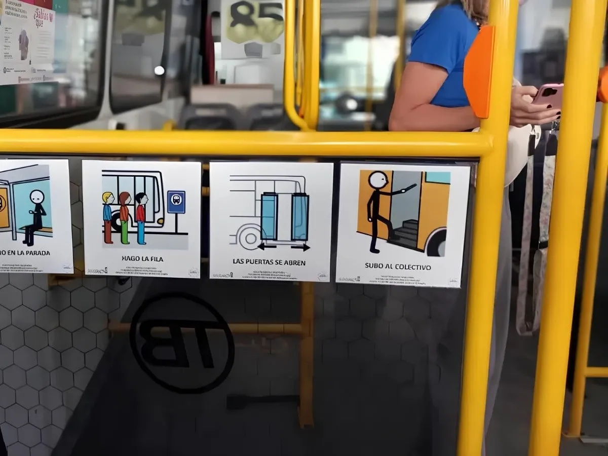 Se convirtió en ley provincial el uso de Pictogramas en colectivos