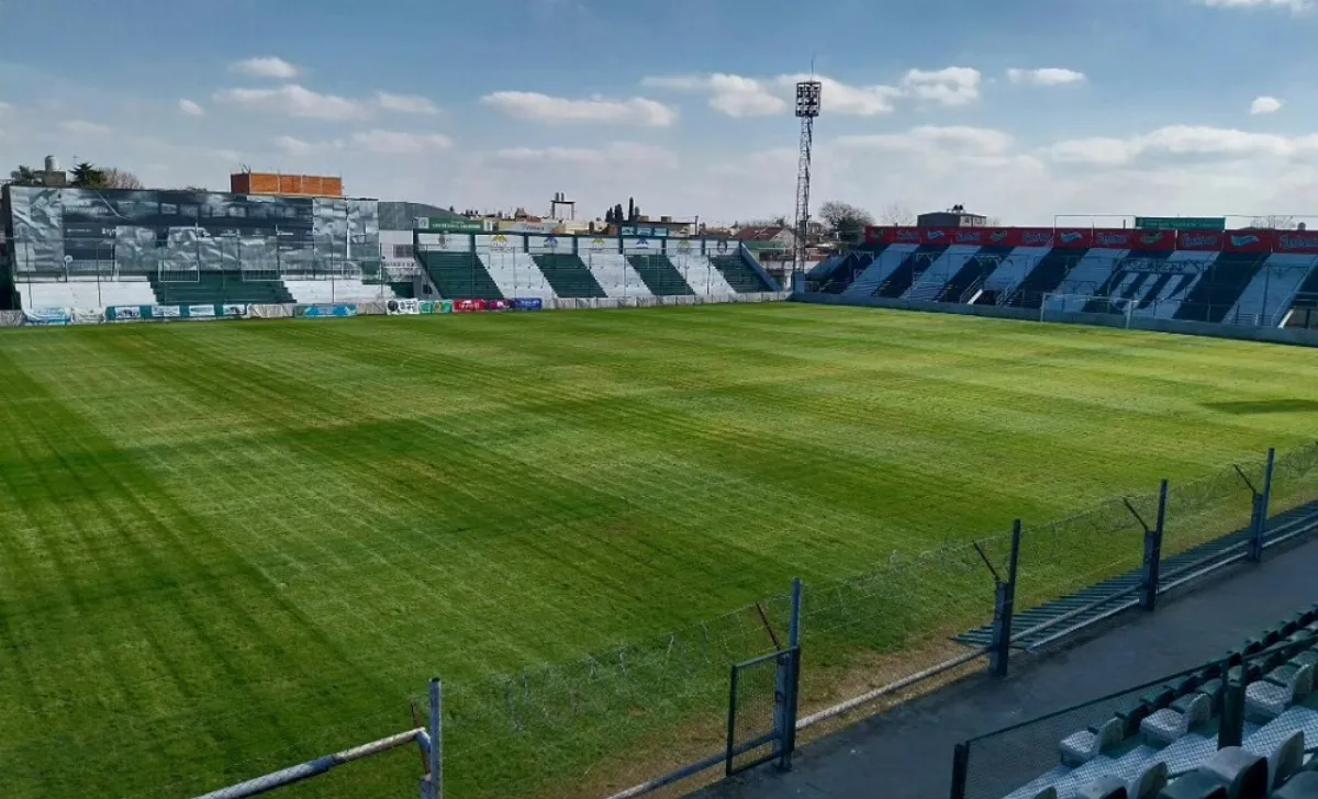 “Los Mates” se miden frente a Deportivo Laferrere de visitante