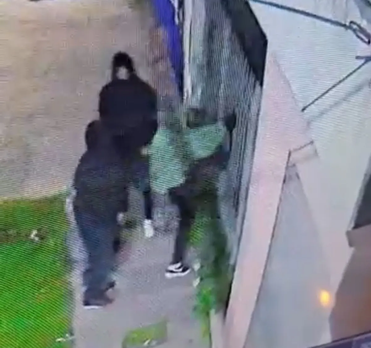 Delincuentes entraron a una vivienda en Bernal Oeste: Vecinos denuncian zona liberada