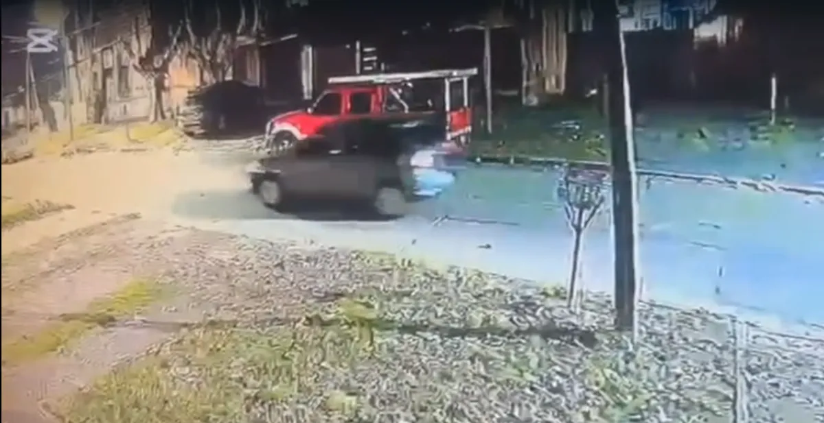 Buscan testigos de un siniestro vial en Quilmes Oeste que tuvo como víctima a una bombera