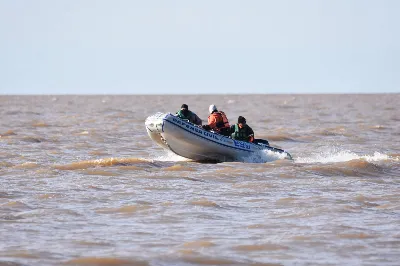 Continúan las tareas de búsqueda de los pescadores desaparecidos