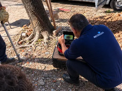 Metrogas descubrió una conexión clandestina de gas en una metalúrgica de Lanús