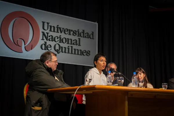 Mayra Mendoza: "Las organizaciones tienen un rol fundamental pero si está complementado con un Estado que acompañe"