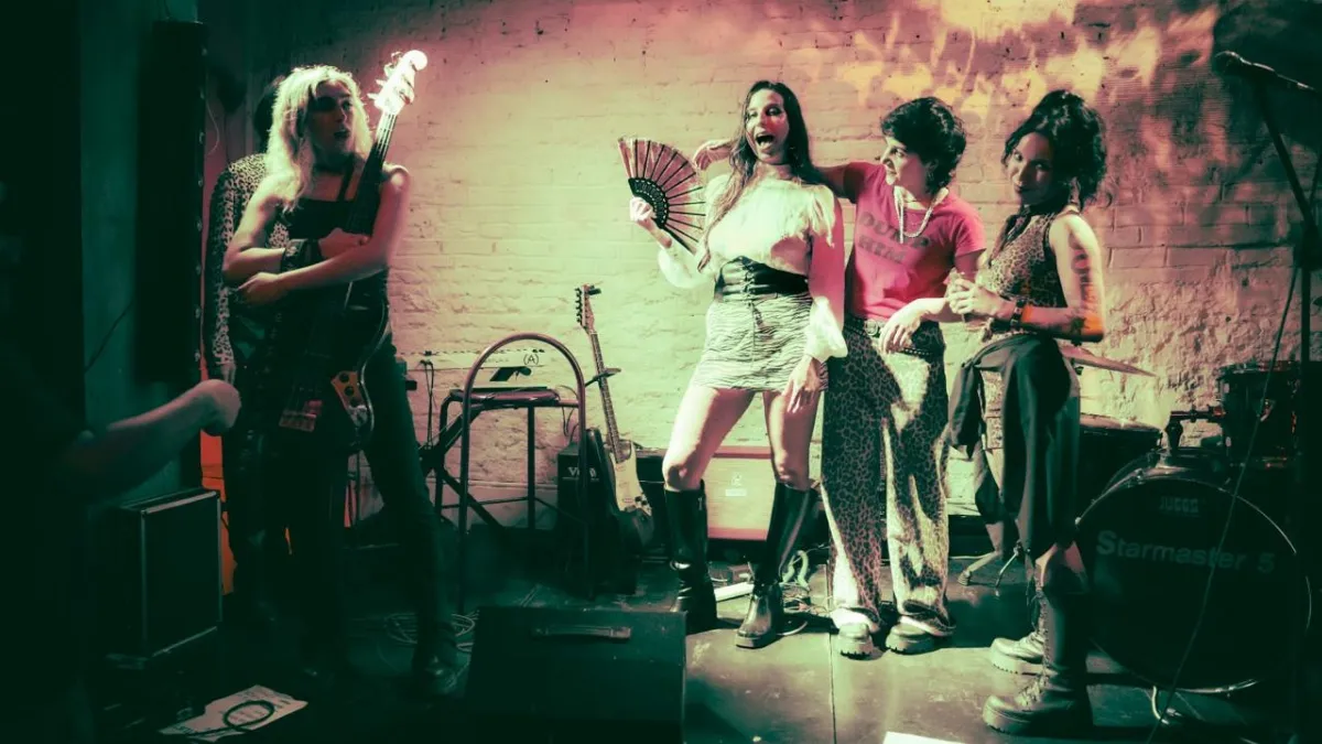 La banda oriunda de Don Bosco, KITANA WINS, lanzó su primer single