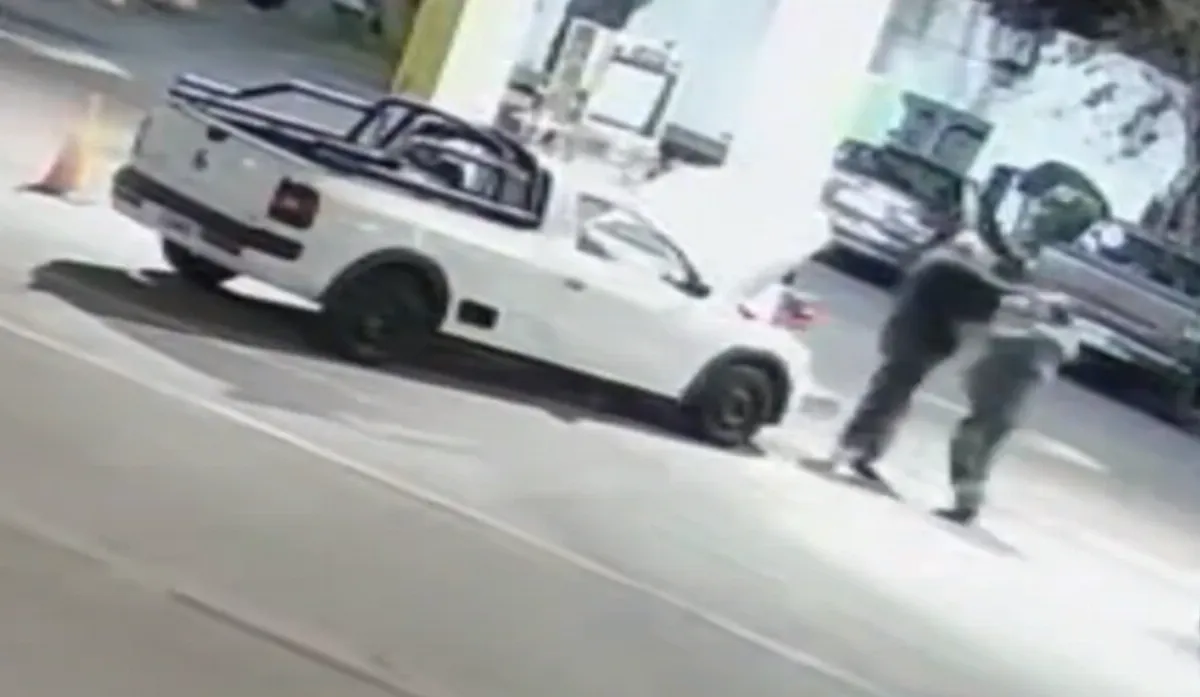 [VIDEO] Agredieron a un empleado de una estación de servicio