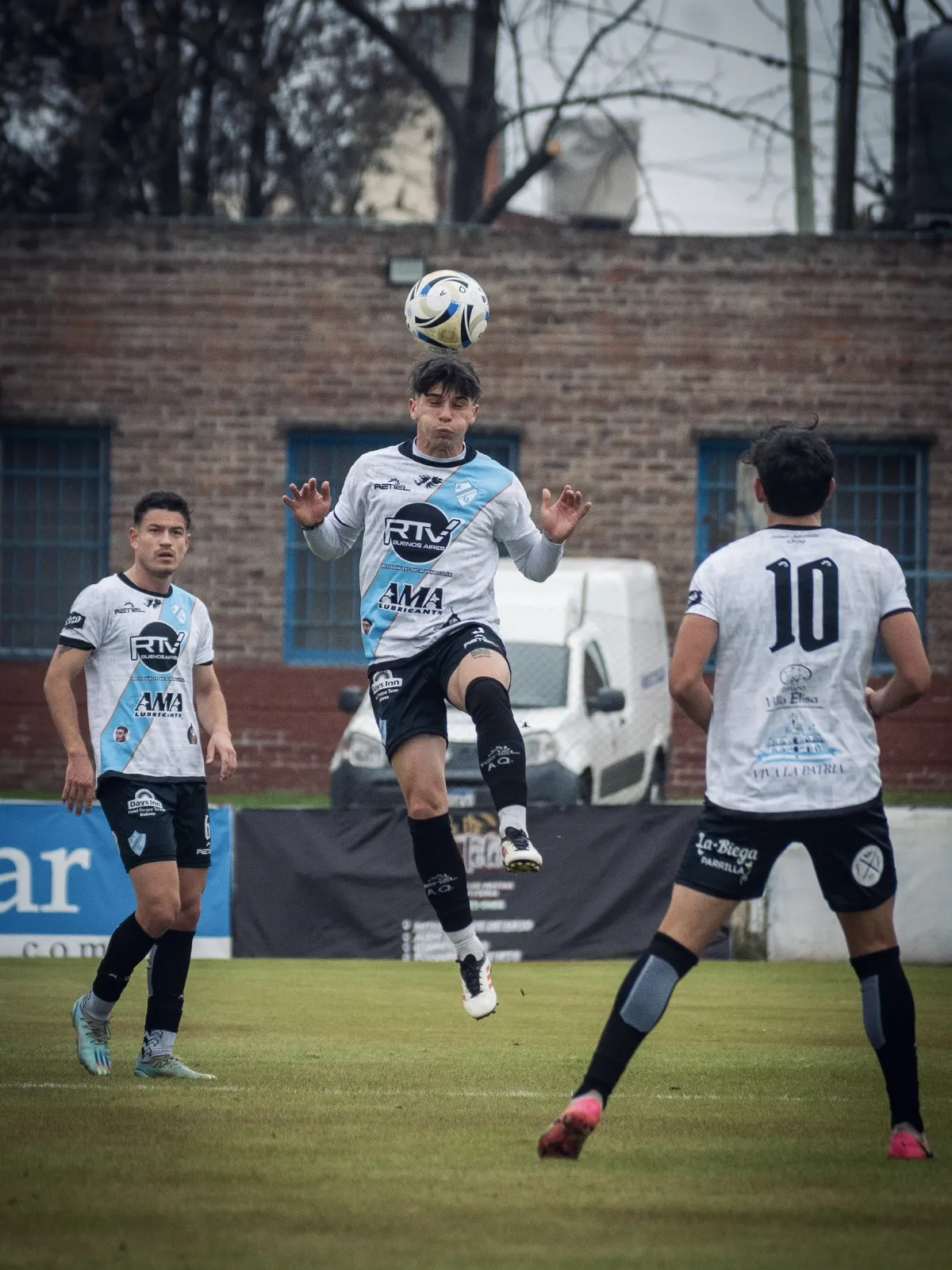“Los Mates” recibieron un duro golpe ante Talleres de Escalada