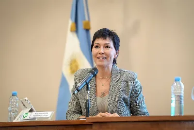 Mayra Mendoza insistió en la necesidad de financiamiento internacional para la obra de los arroyos