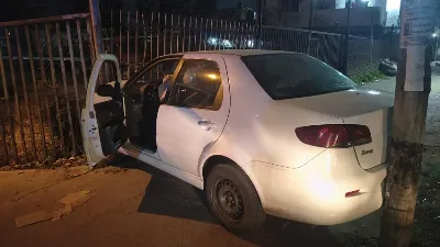 Escapaban en un auto robado en Avellaneda y terminaron incrustados contra un paredón en Quilmes