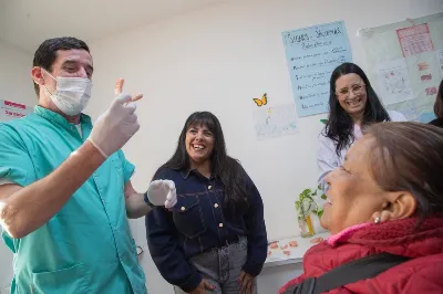 El Municipio entregó más de 20 prótesis dentales a vecinos