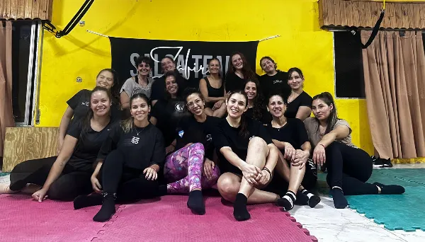"ZAFIRO": Un espectáculo de salsa celebrará la fuerza y la identidad femenina en Quilmes Oeste