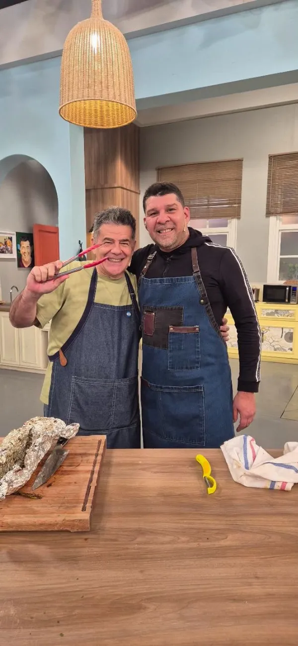 El "Mono" Cicero volvió con Julian Weich a la TV y contó del éxito de su bodegón