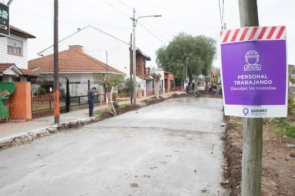 El Municipio avanza con los trabajos de repavimentación en Bernal