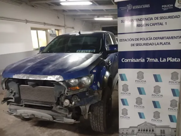 Detuvieron en Quilmes a un conductor acusado de chocar en La Plata a una mujer y su hijo