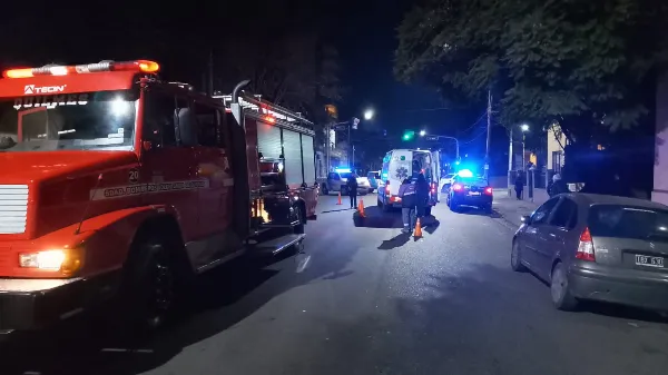 Incendio en una vivienda de Quilmes Oeste: una familia fue asistida por intoxicación