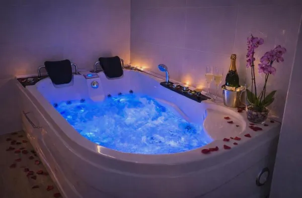 Hotel alojamiento de Quilmes deberá indemnizar a una mujer que se lesionó al salir del jacuzzi