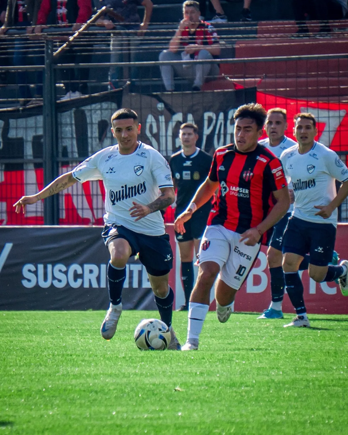“El Cervecero” igualó con Patronato en un partido que tuvo de todo