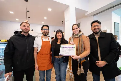 Entregaron habilitación a nueva cafetería temática de Quilmes Centro
