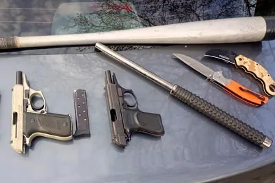 Detuvieron al titular de la UOM: circulaba con dos armas de fuego