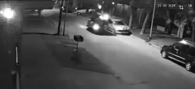 Buscan testigos de un choque y fuga en Bernal Oeste
