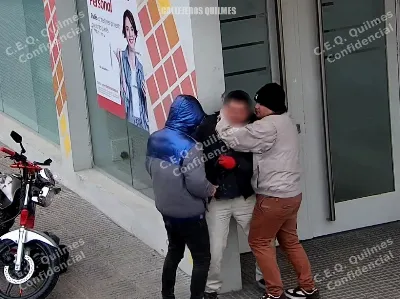 El monitoreo en vivo permitió frustrar una salidera bancaria en Bernal Oeste
