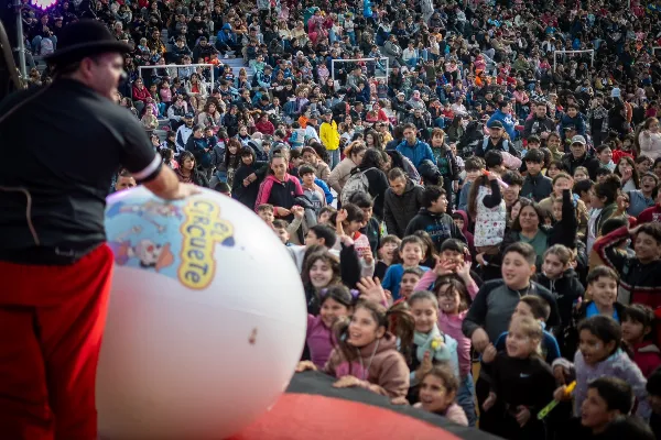 El gran festejo por el Día de las Niñeces convocó a miles de familias