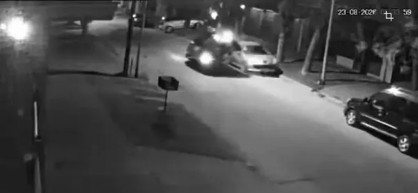 Buscan testigos de un choque y fuga en Bernal Oeste