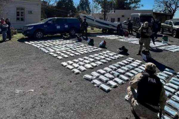 Prefectura secuestró casi 500 kg de cocaína y realizó allanamientos en Bernal