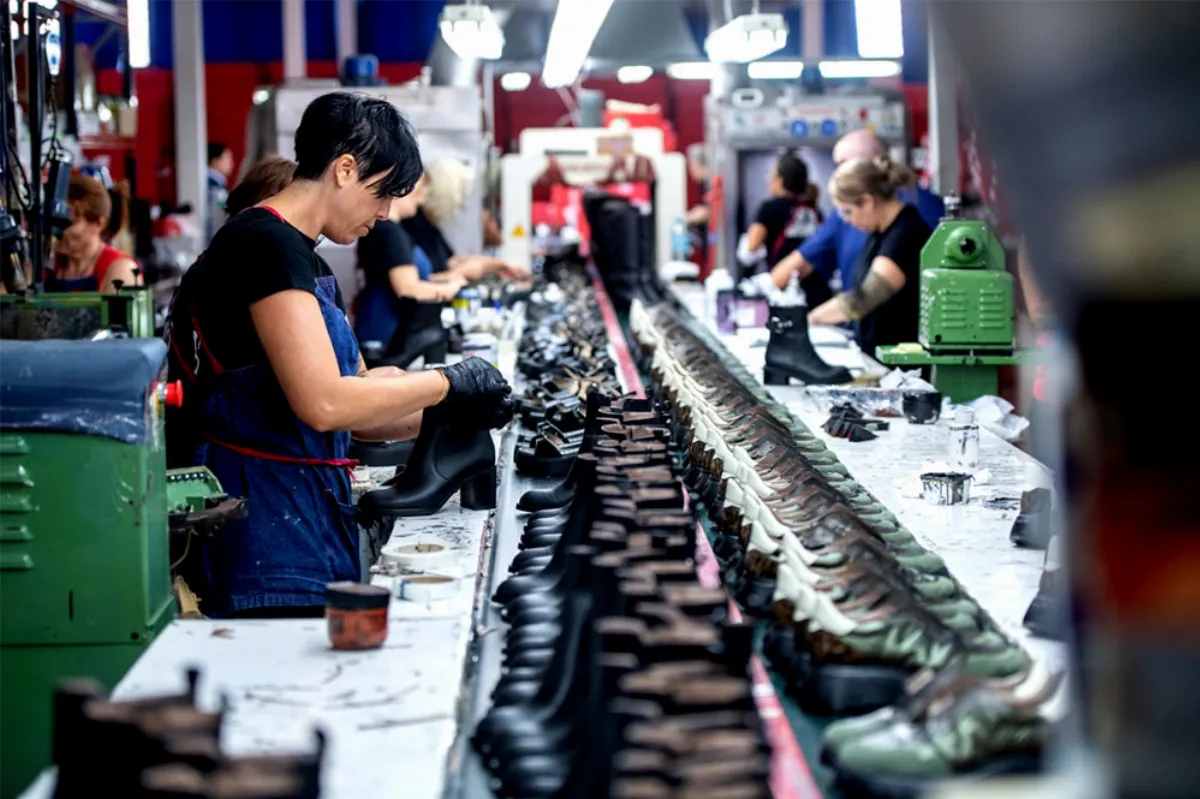 Día del Trabajador del Calzado: UTICRA conmemora la fecha y reclama preservar el empleo en el sector