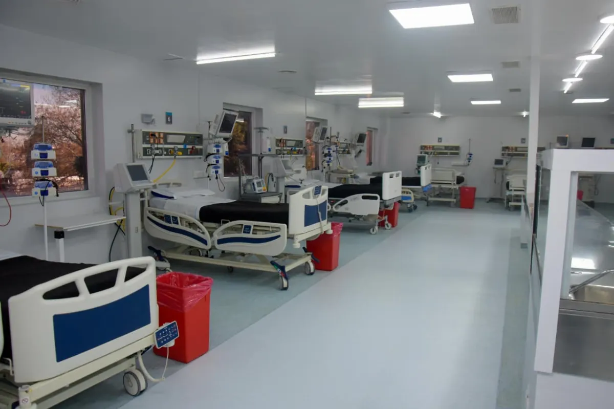 Con la presencia del ministro Kreplak, reinauguraron la Unidad de Cuidados Intensivos del Hospital Iriarte