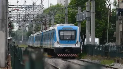 Una formación del Roca arrolló a una persona a metros de la estación de Bernal