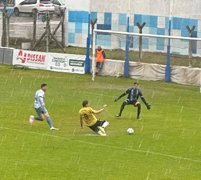 “Los Mates” igualaron sin goles frente a Comunicaciones