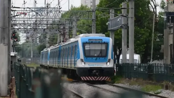 Una formación del Roca arrolló a una persona a metros de la estación de Bernal