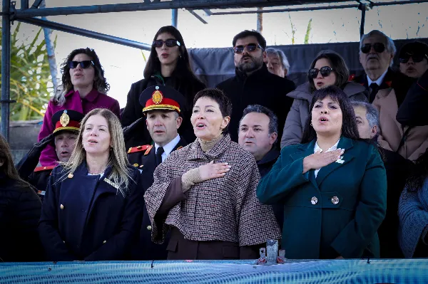 Aniversario de Bernal: Mayra Mendoza y Eva Mieri anunciaron la finalización del Acceso Sudeste y un nuevo natatorio