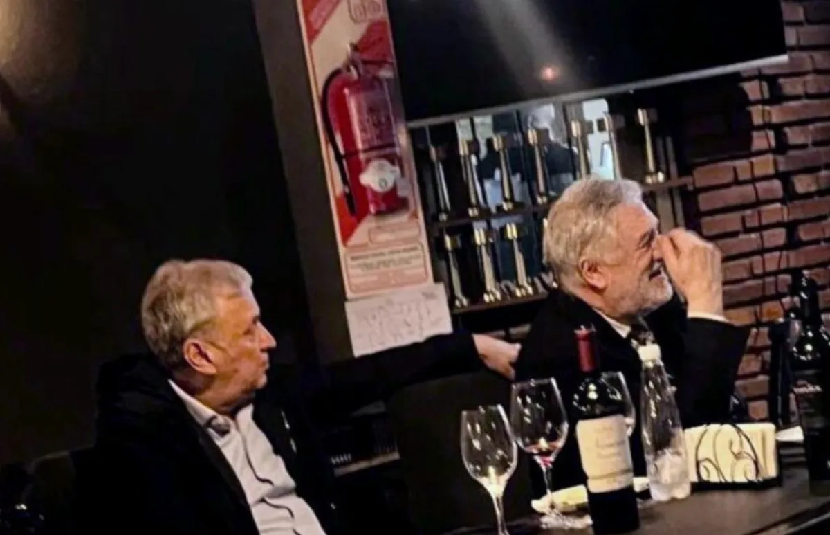 El politólogo Luis Tonelli visitó Quilmes y encabezó un encuentro de análisis político