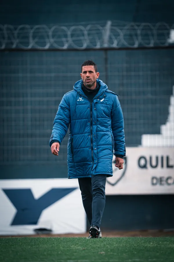 Emanuel Trípodi: “El futuro siempre lo veo acá y me encantaría poder pelear un ascenso con Quilmes”